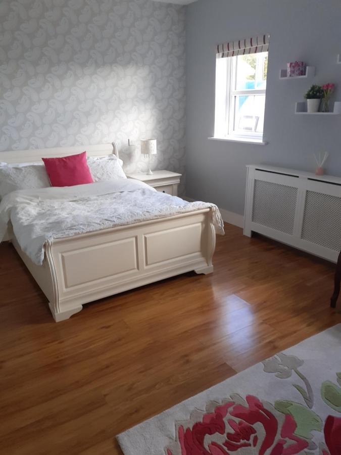 Private Room In Superb House Bed 1 Nobber Esterno foto