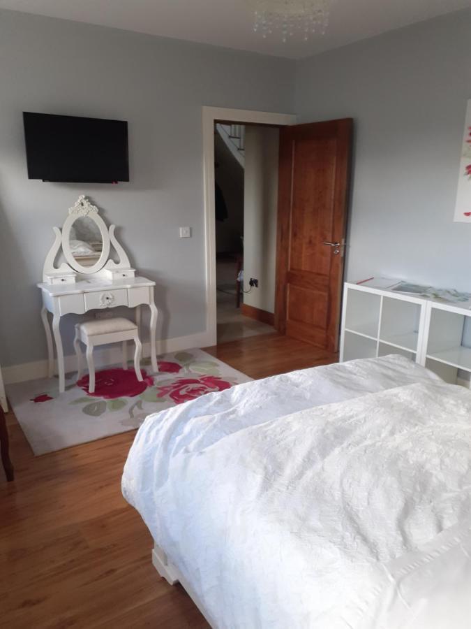 Private Room In Superb House Bed 1 Nobber Esterno foto